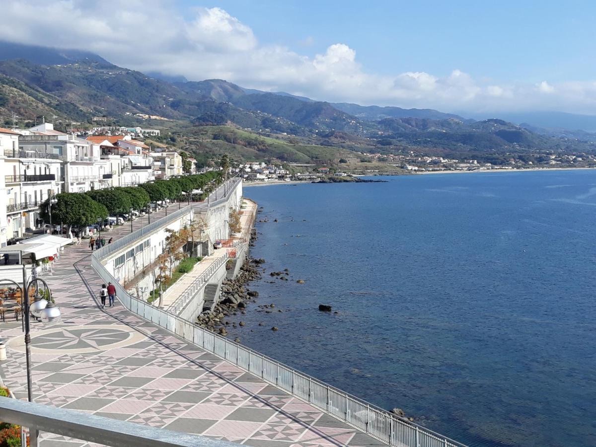Il Molo Camere Per Vacanze Diamante Ngoại thất bức ảnh